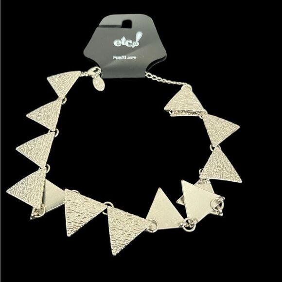 Rue 21 Etc Triangle Necklace - Picture 1 of 1
